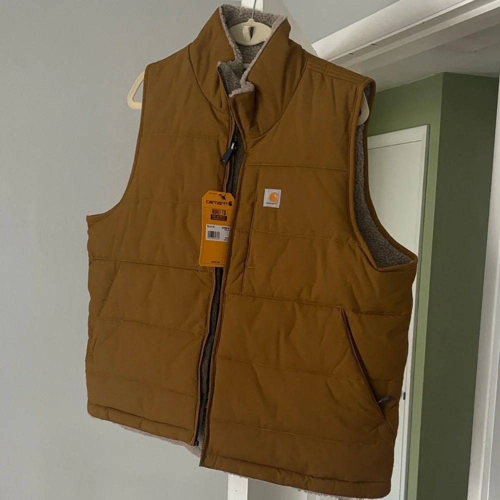 Carhartt Women’s Montana Brown Sherpa-Lined Vest, new with tags